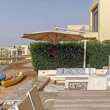 Vesta - Luxury Villa - 3Br - Tawila